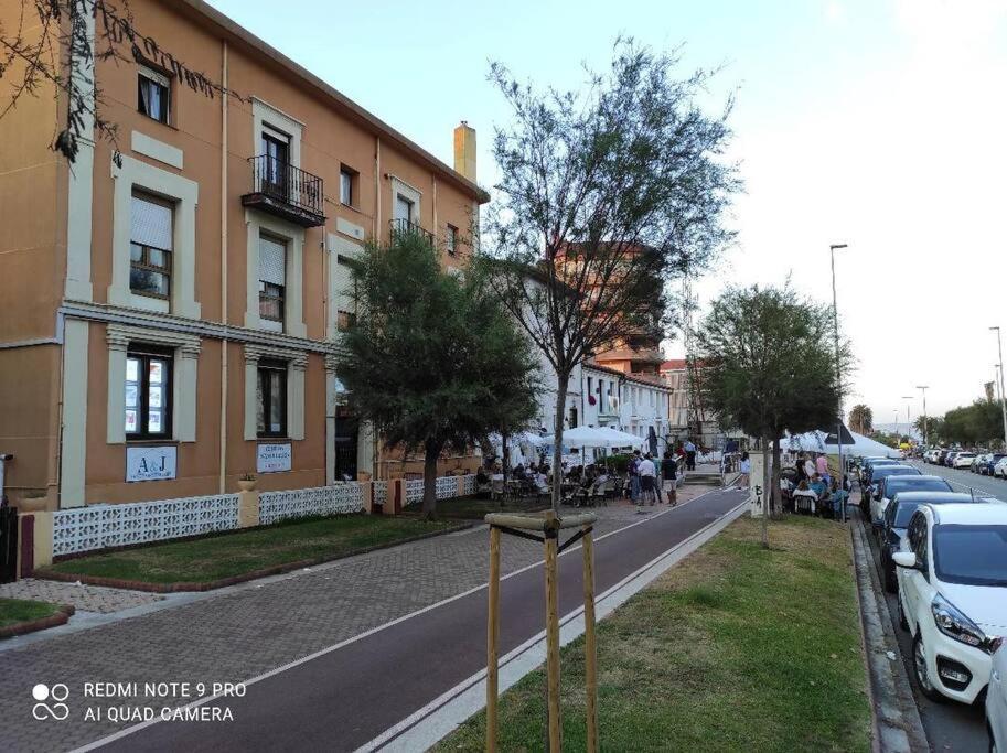 Comodo, Independiente Y Coqueto Apartamento Сантандер Экстерьер фото
